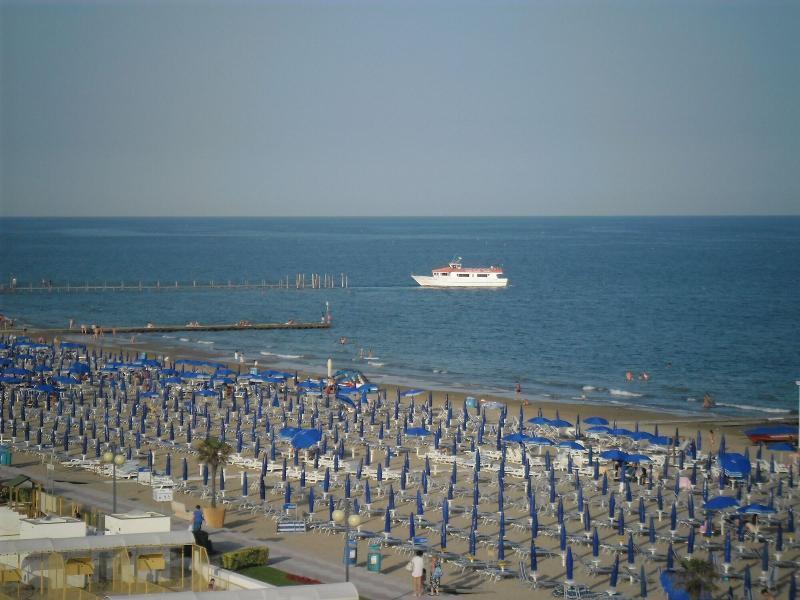 Hotel La Bussola Lido di Jesolo Exterior photo