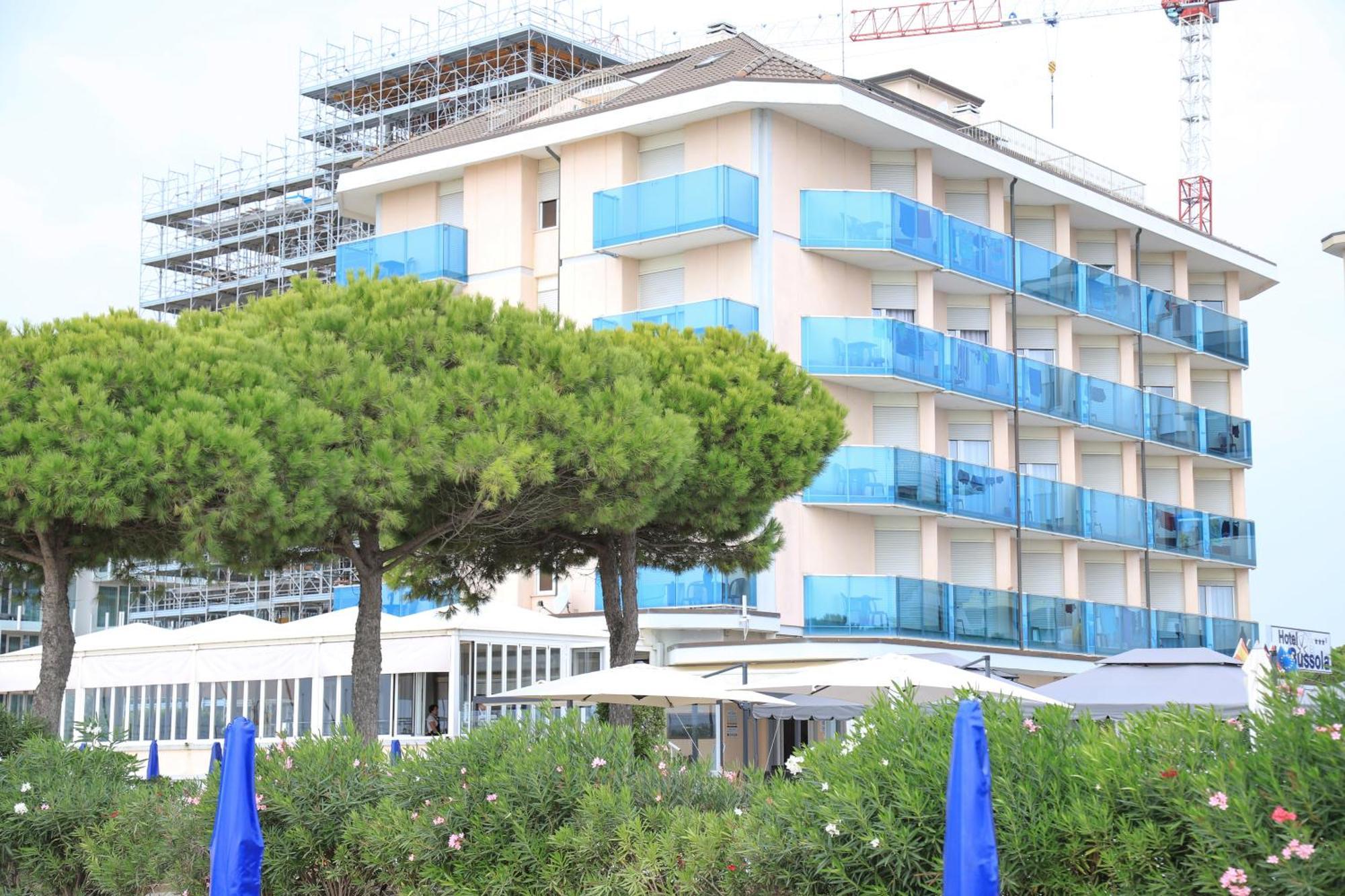 Hotel La Bussola Lido di Jesolo Exterior photo