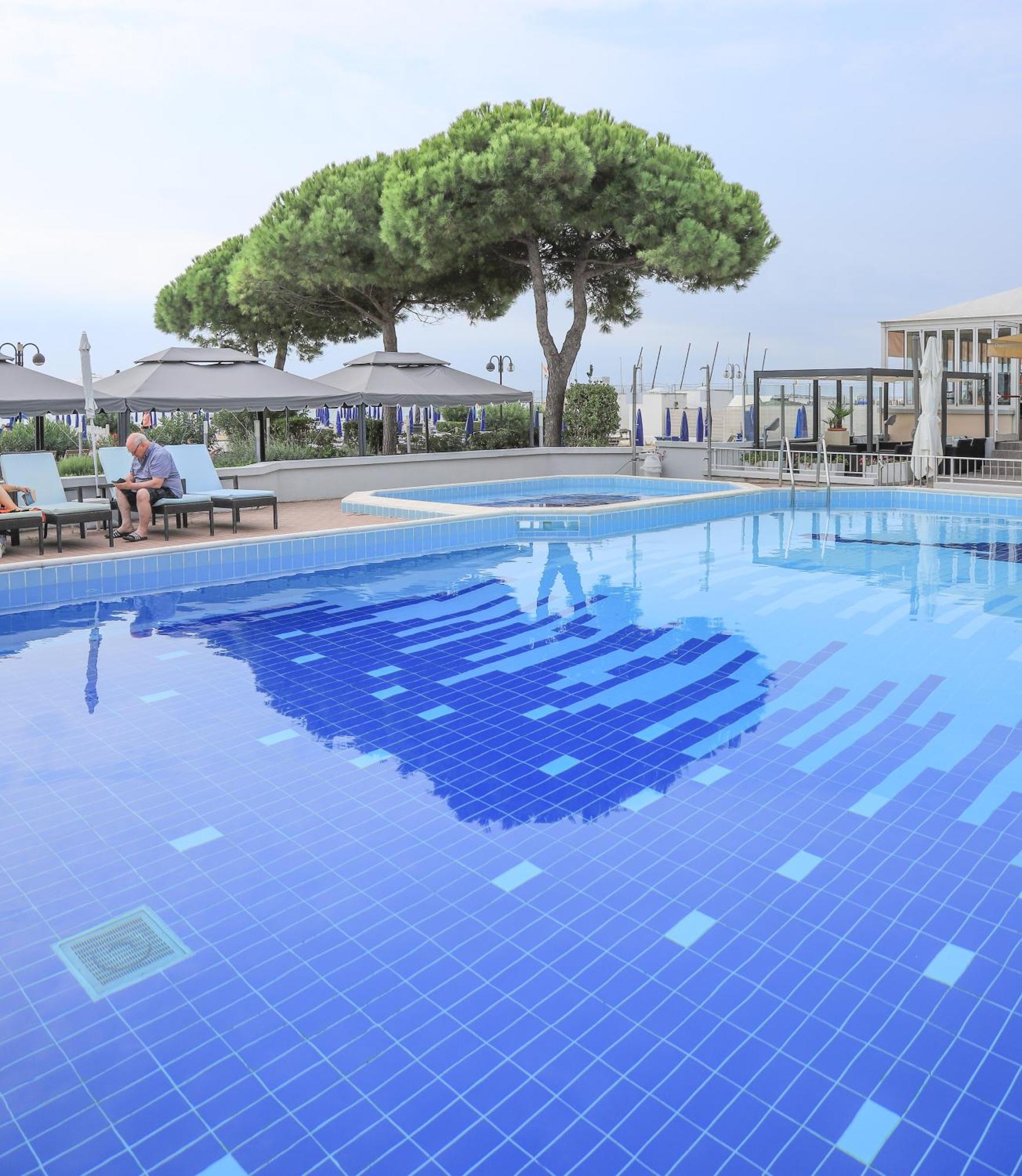 Hotel La Bussola Lido di Jesolo Exterior photo