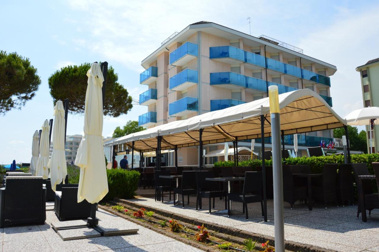 Hotel La Bussola Lido di Jesolo Exterior photo